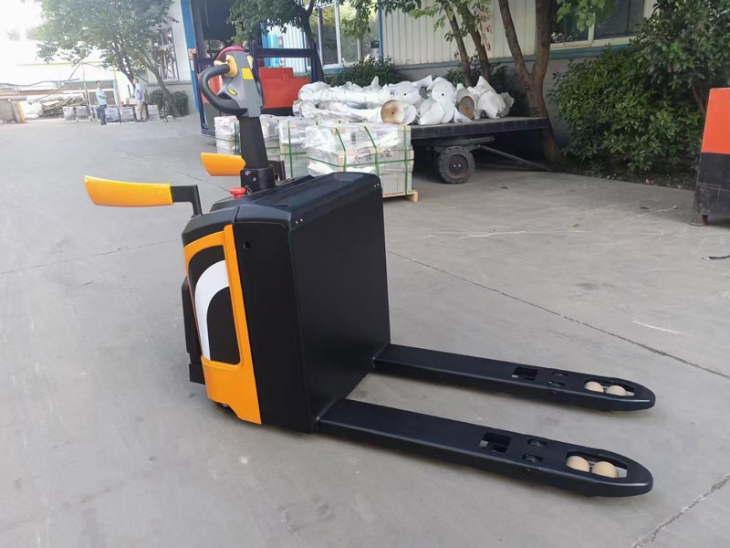 電動(dòng)叉車，對(duì)未來(lái)的投資